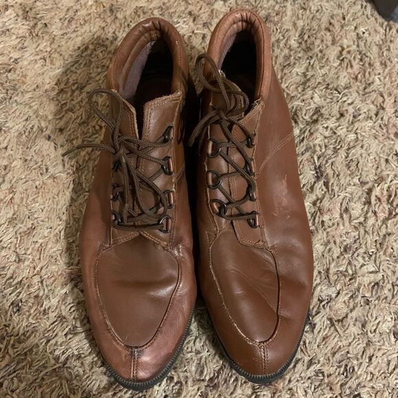 Vintage Leather Ankle Boots​ - Picture 1 of 7
